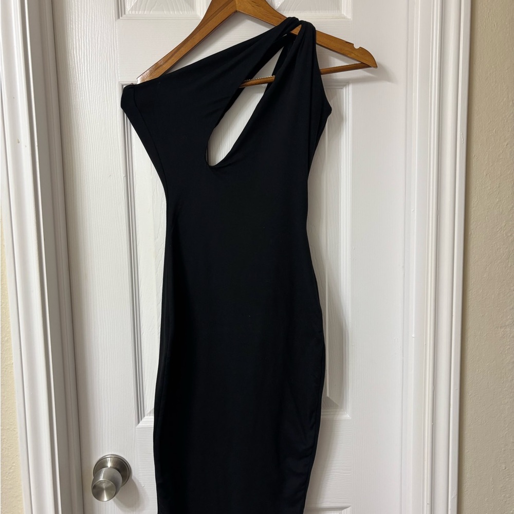 Ariana Midi Dress MyOutfitOnline